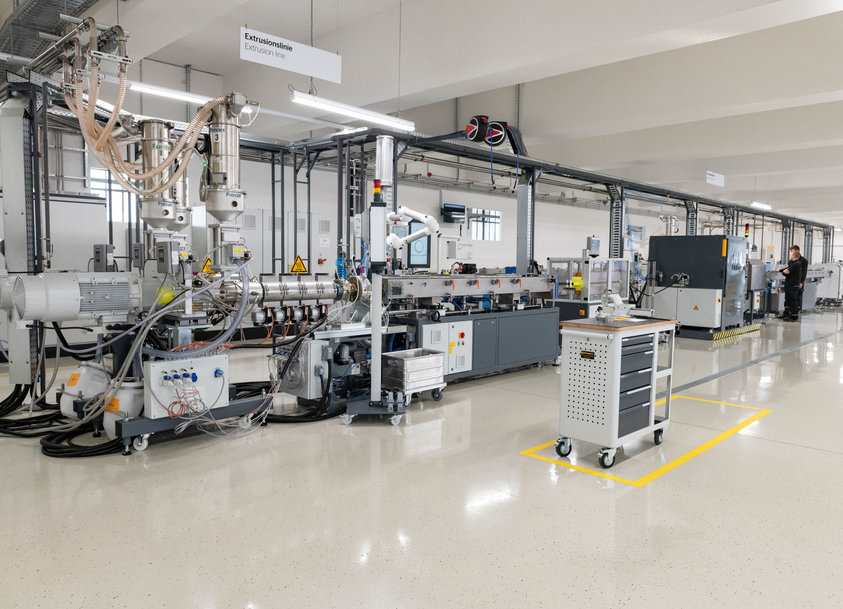 Continental baut Kunststoffkompetenz für Thermomanagement in spezialisierten TechCentern aus